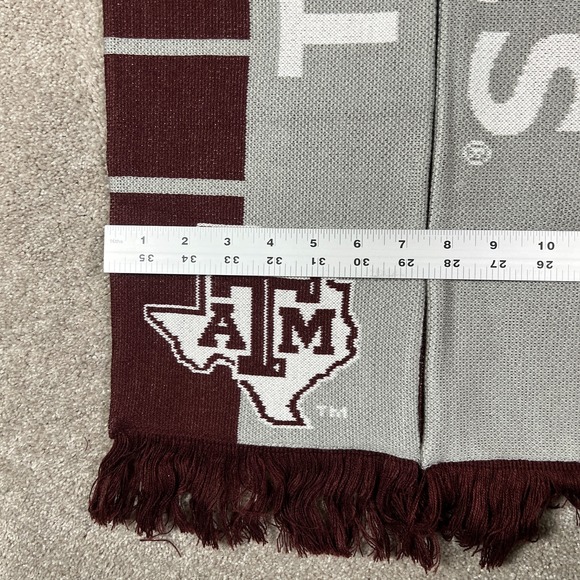 Adidas Unisex One‎ Size Gray Maroon Red Texas A&M Aggies Football Scarf NWT - Picture 5 of 6